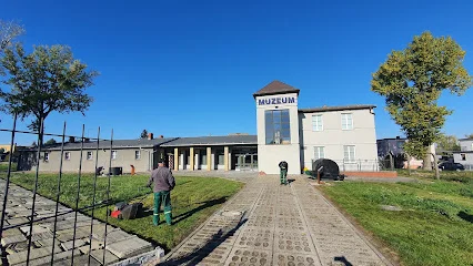 Budynek akademicki dawnej Szkoły Rolniczej w Żabikowie